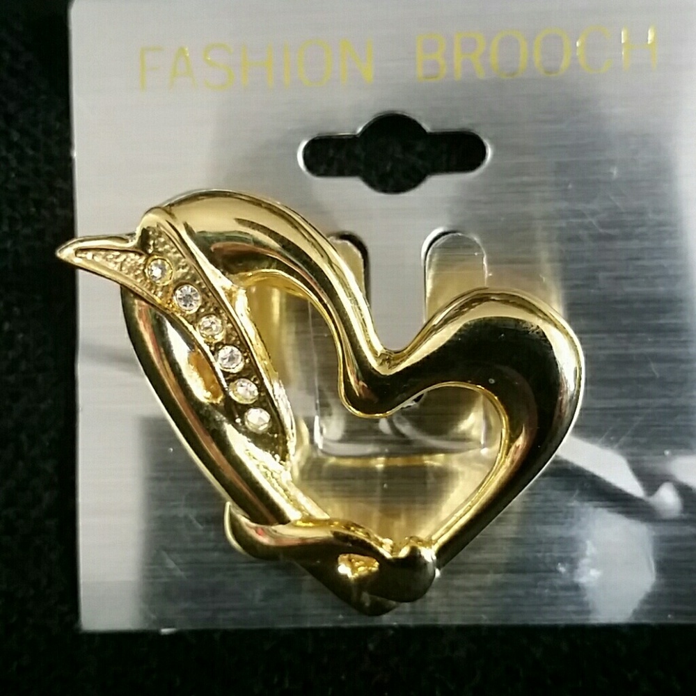 Brooch